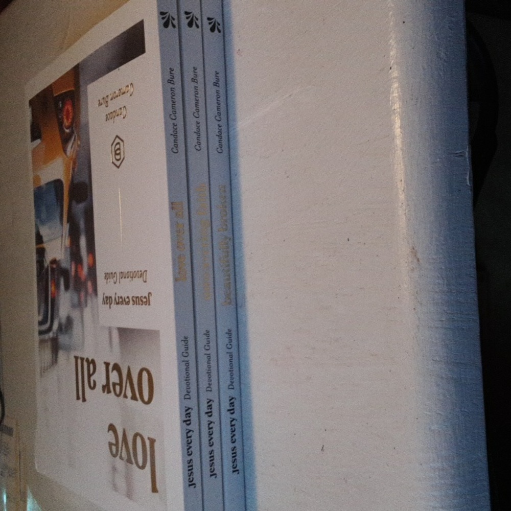 Candace Cameron Bure Devotional Set View 4